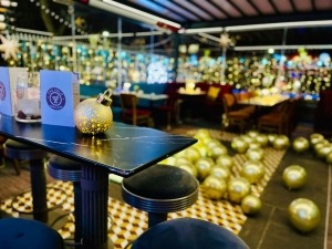Restaurant outdoor seating